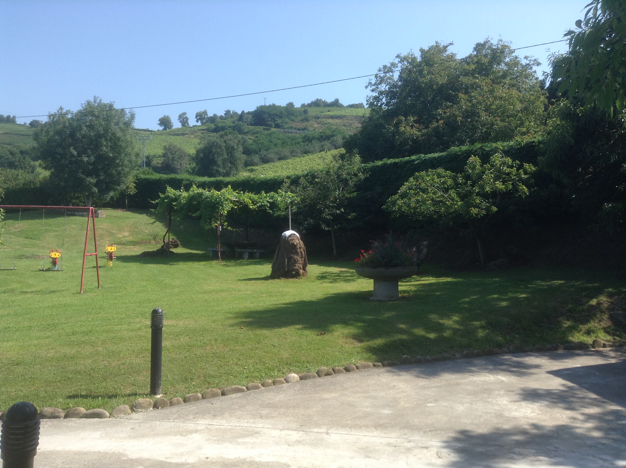 The garden, Epotx Etxea, Getaria, Pais Vasco