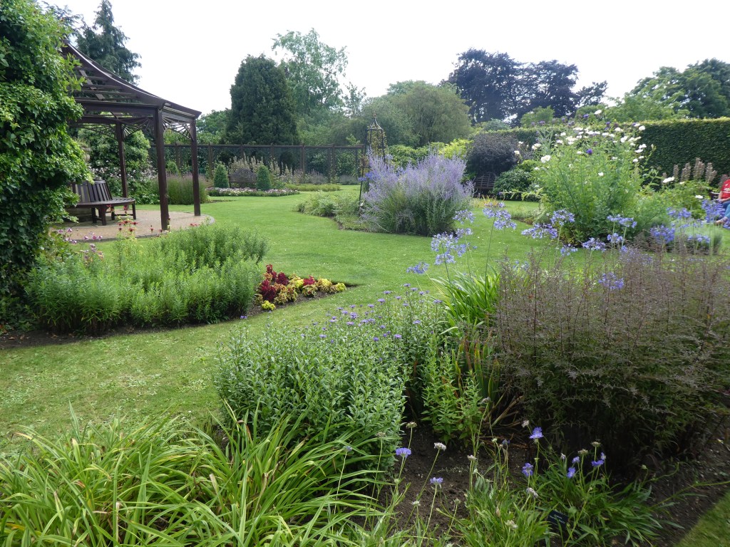 The Victorian Garden, Burnby Hall Gardens