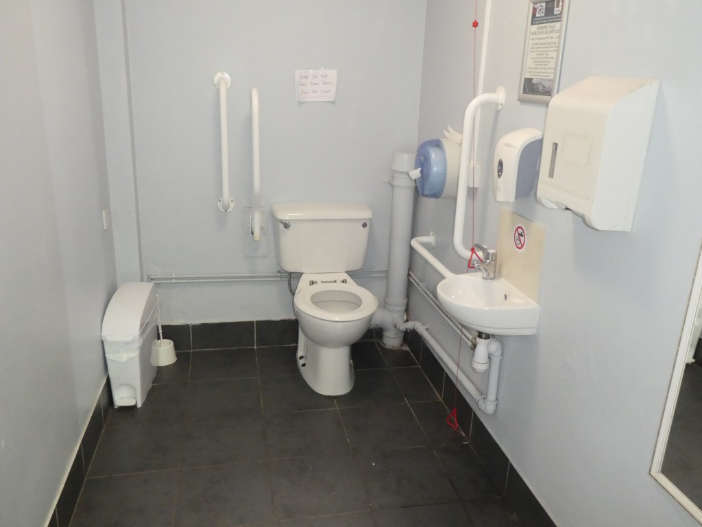 Accessible loo at Burnby Hall Gardens